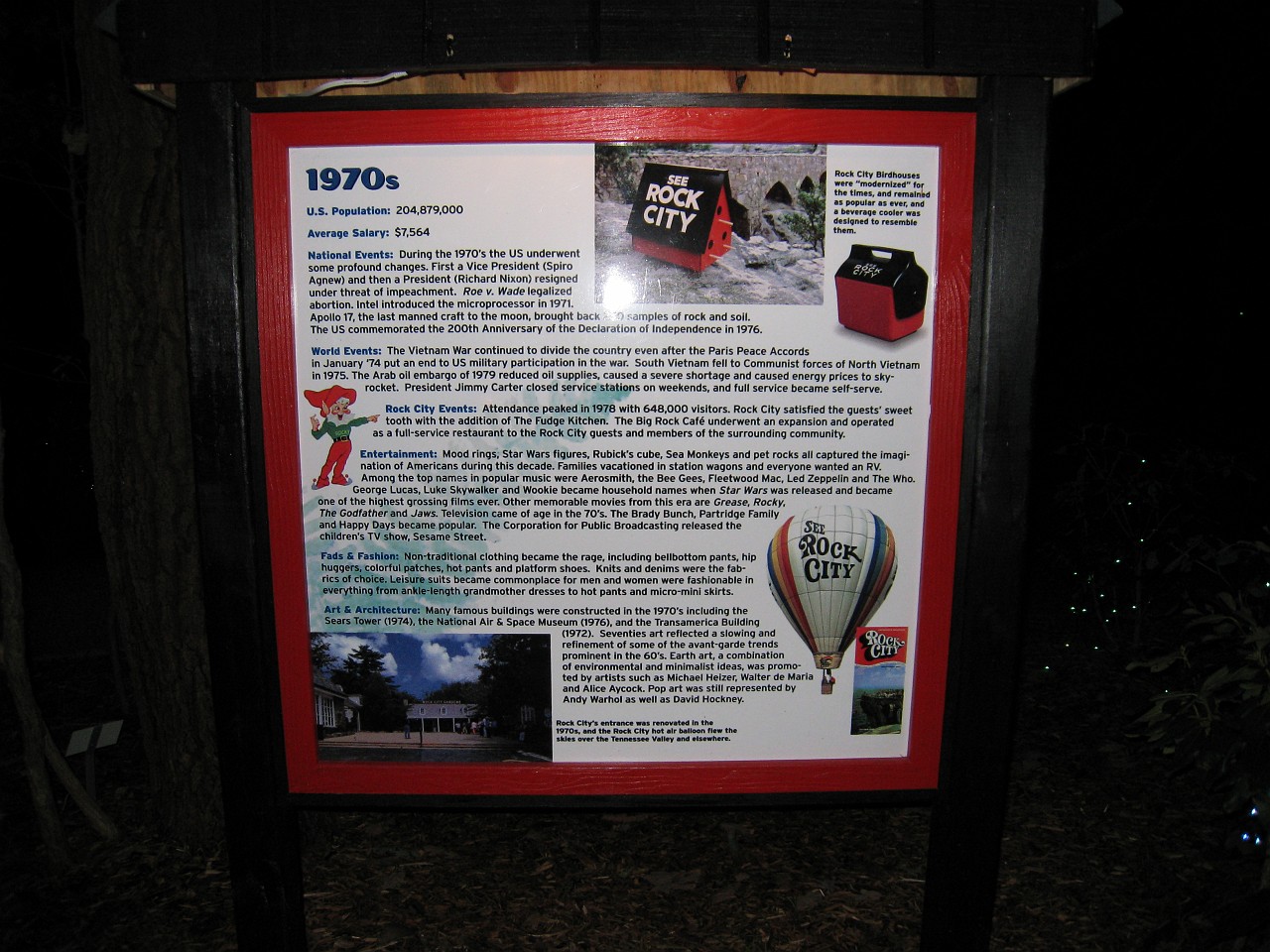 Vacation 2007-12 - Rock City 0190.jpg - Rock City outside of Chattanooga Tennessee has been a tourist attraction since 1932. I remembered seeing barn roofs painted with "See Rock City" and wanted to pay a visit to its home on Lookout Mountain. Christmas Vacation 2007-08.